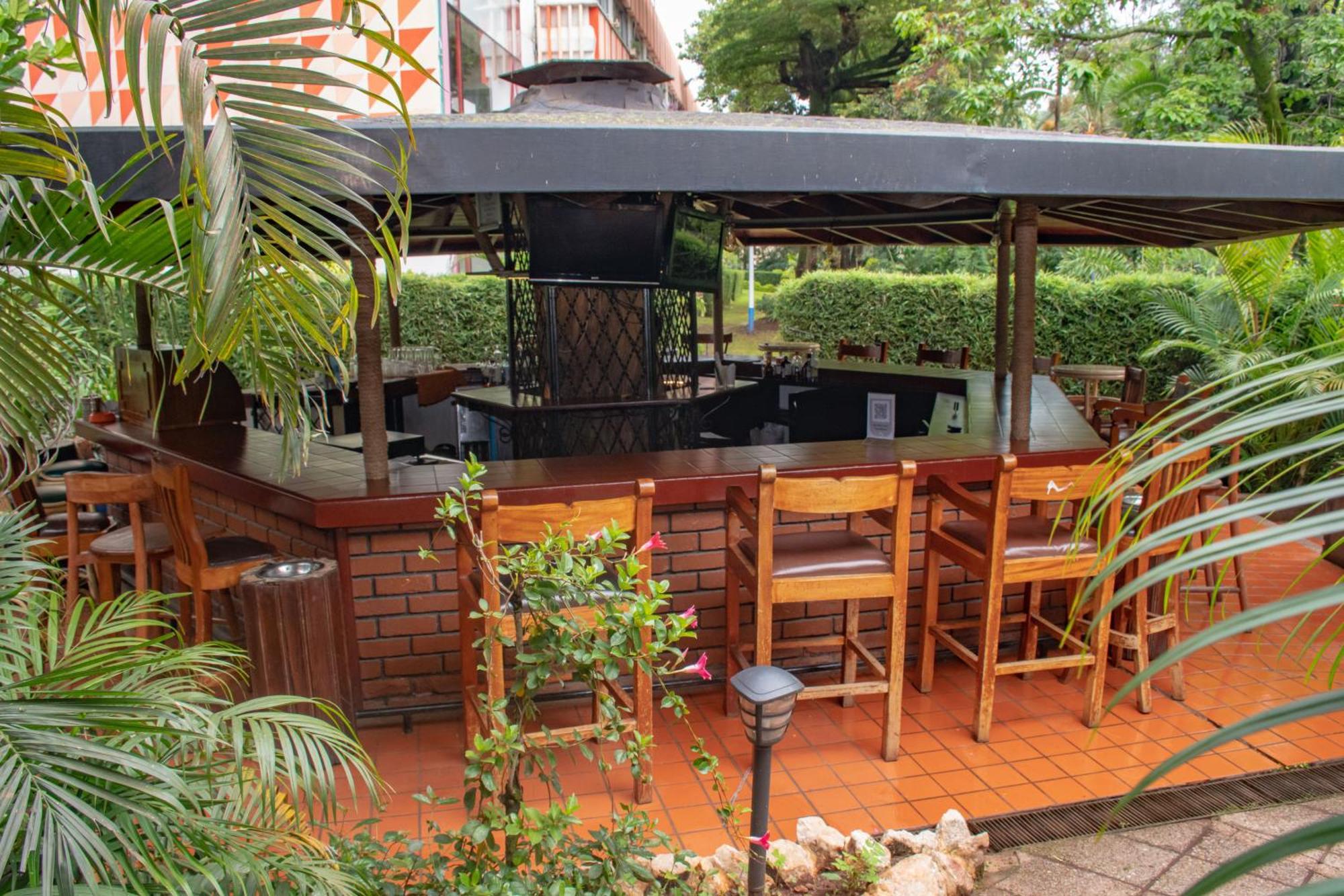Hotel Boulevard Nairobi, City Centre Cbd Экстерьер фото